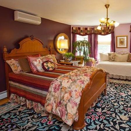 The Fairlawn Inn Хънтър Екстериор снимка