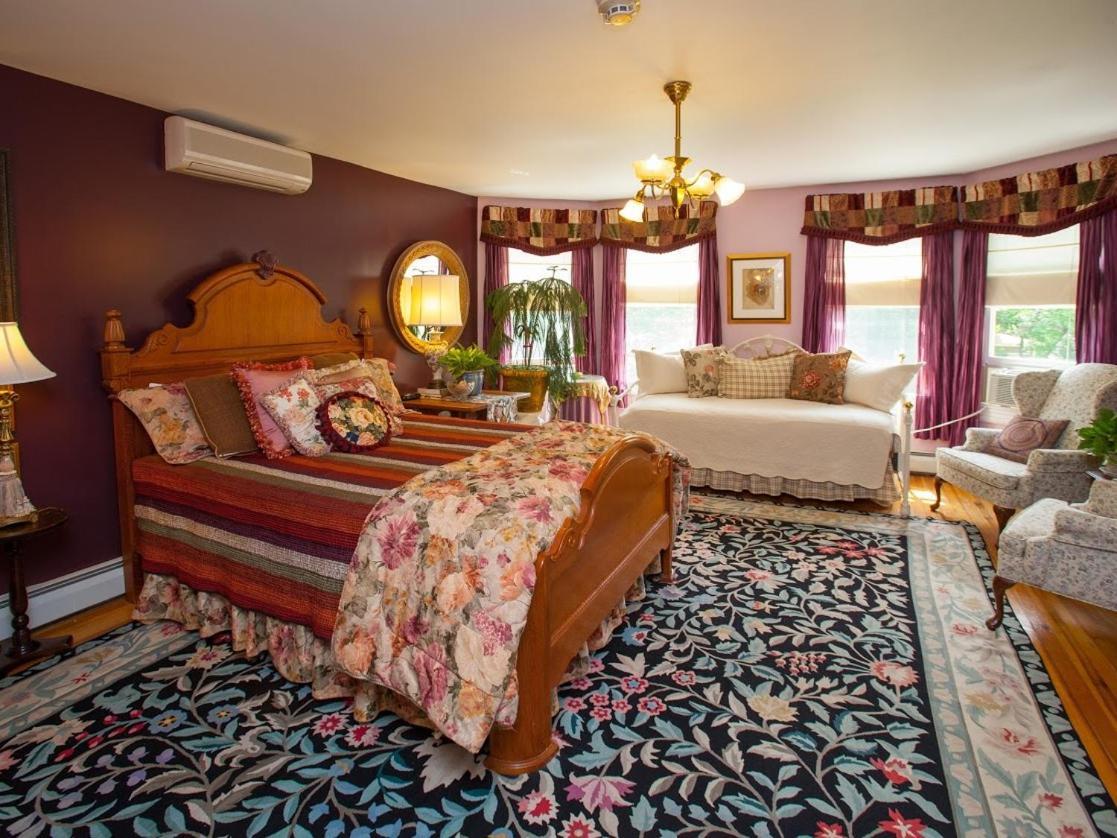 The Fairlawn Inn Хънтър Екстериор снимка