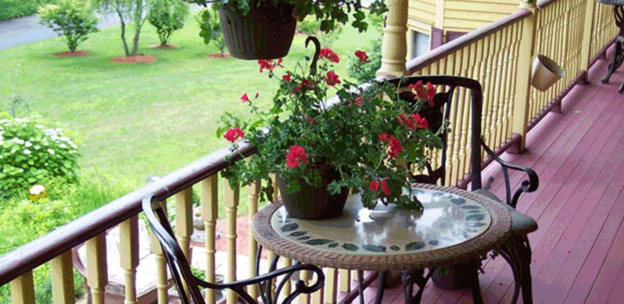 The Fairlawn Inn Хънтър Екстериор снимка