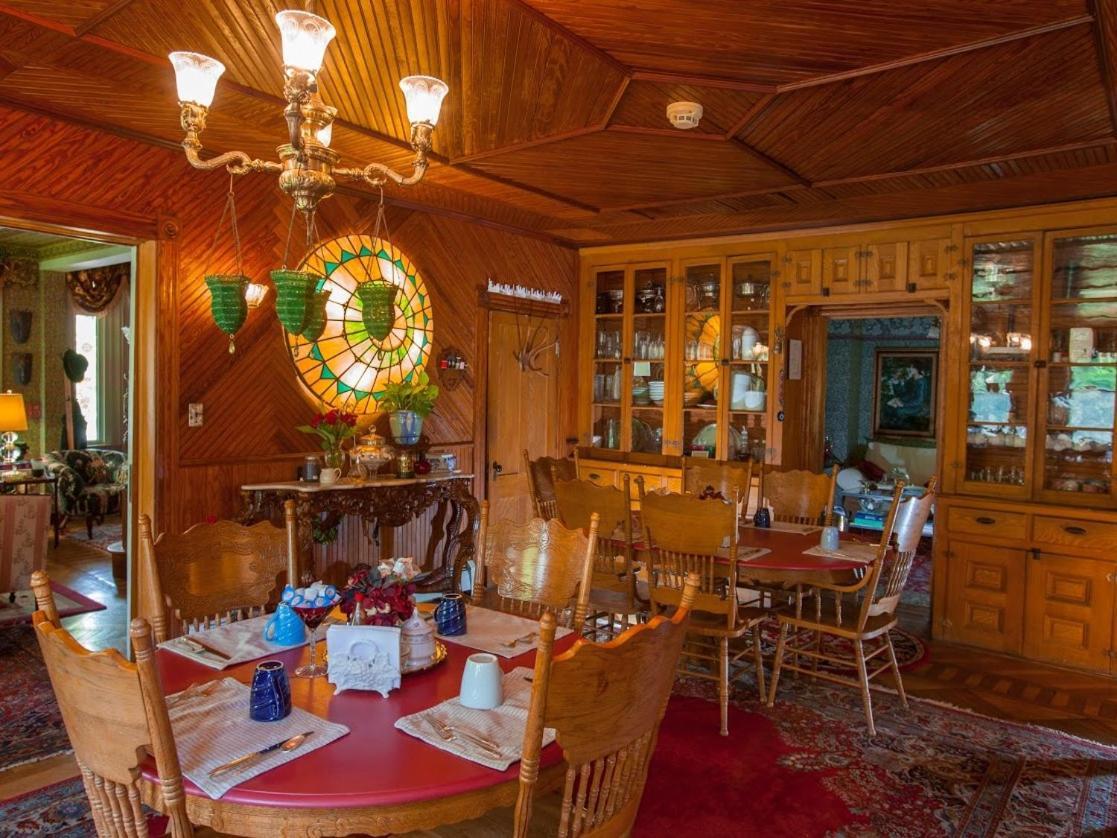 The Fairlawn Inn Хънтър Екстериор снимка