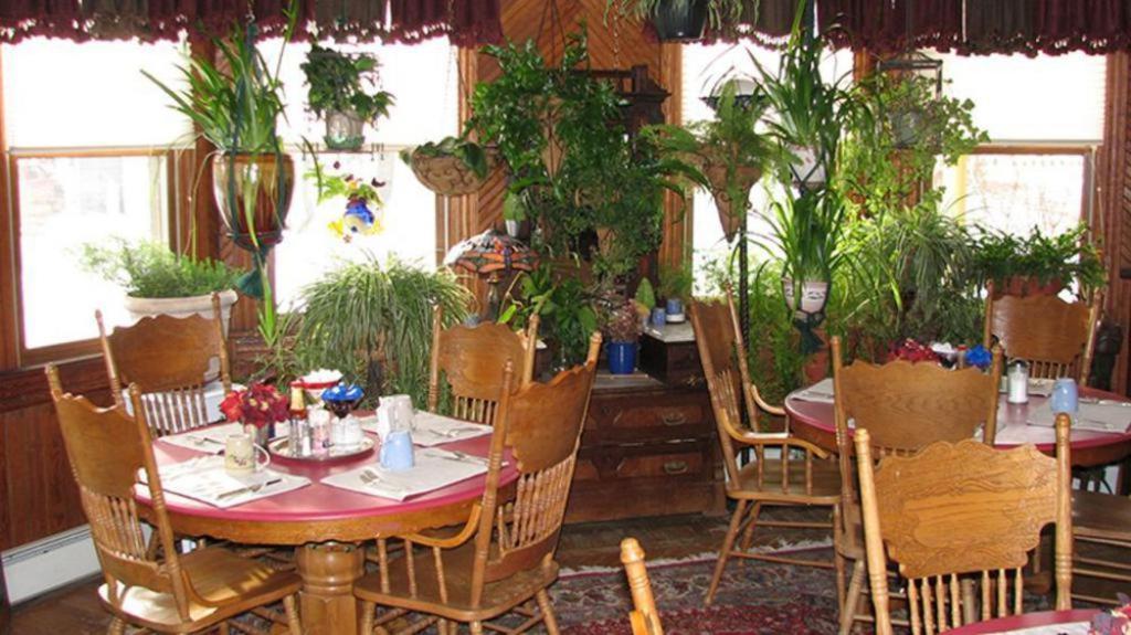The Fairlawn Inn Хънтър Екстериор снимка